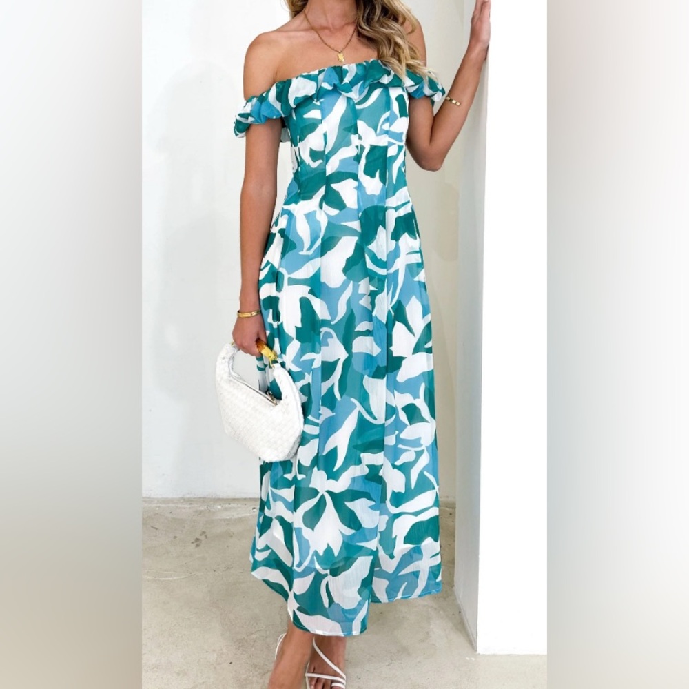 Off-Shoulder Gingham and Heels size 20  Maxi Dress